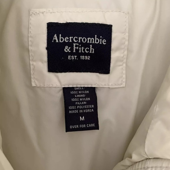 Abercrombie & Fitch Women’s Beige  Off WhiteZippered Polyester Jacket Medium EUC - Picture 4 of 9